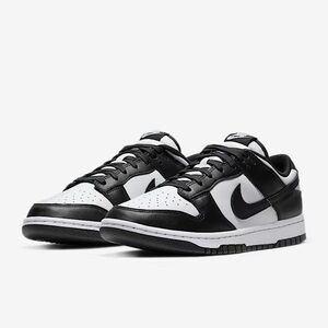 Women’s Panda Dunks in Size 11
